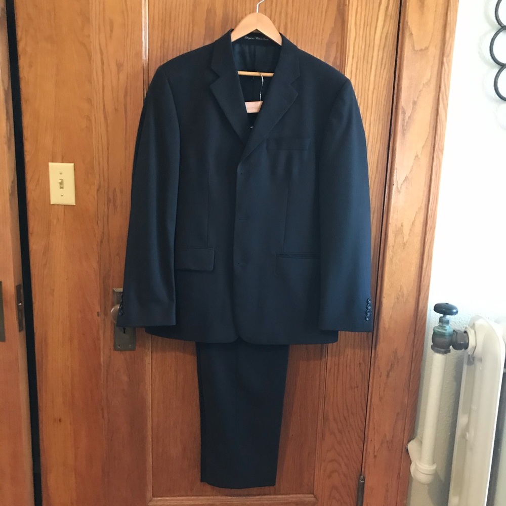 Men’s Navy Suit